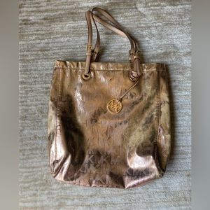 MICHAEL KORS Peach Shiny Tote Bag